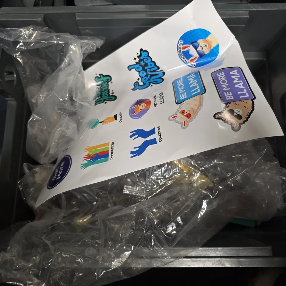 APPROXIMATELY 10 ASSORTED TOYS & GAMES PRODUCTS TO INCLUDE , HARRY POTTER BOOK , LEGO PIECES , ETC  