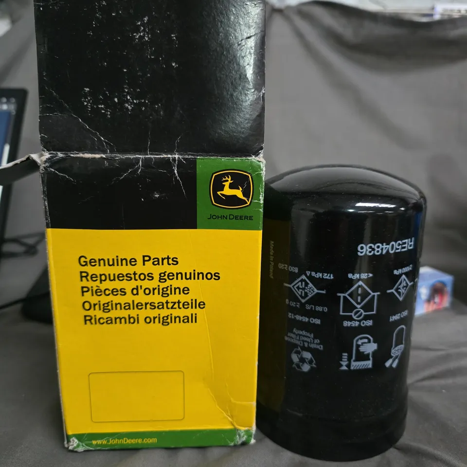 JOHN DEERE GENUINE OIL FILTER