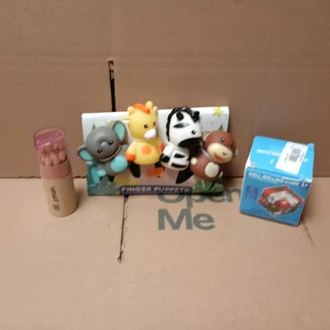 LARGE QUANTITY OF ASSORTED TOYS AND GAMES TO INCLUDE - CRAYONS, FINGER PUPPETS & PUZZLE CUBE ETC 