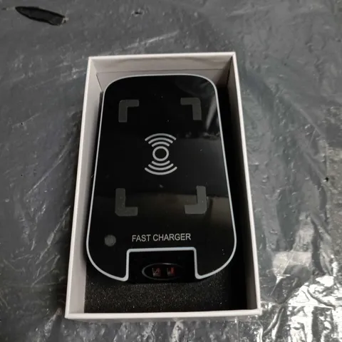 VOLVO WIRELESS CHARGING PAD FOR S90, XC60, XC90, V90 – BOXED