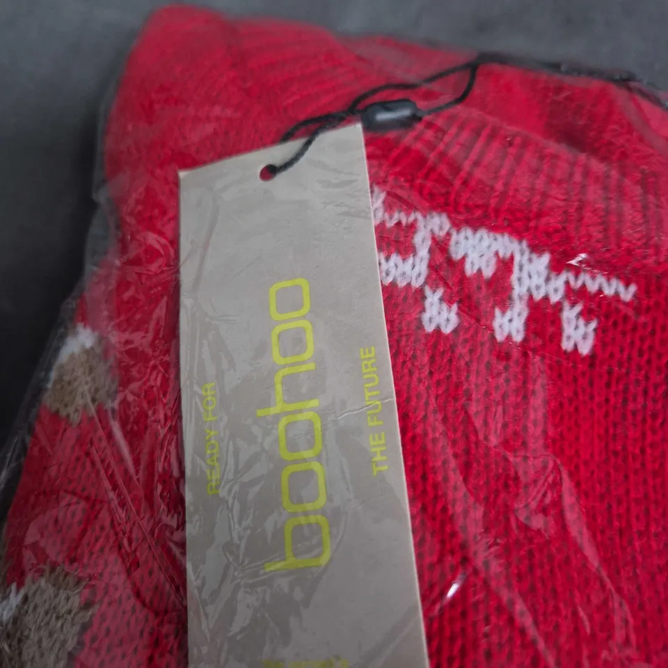 BOOHOO RED KNIT JUMPER WITH CHRISTMAS PATTERN – SNOWFLAKES & GINGERBREADMEN  SIZE M