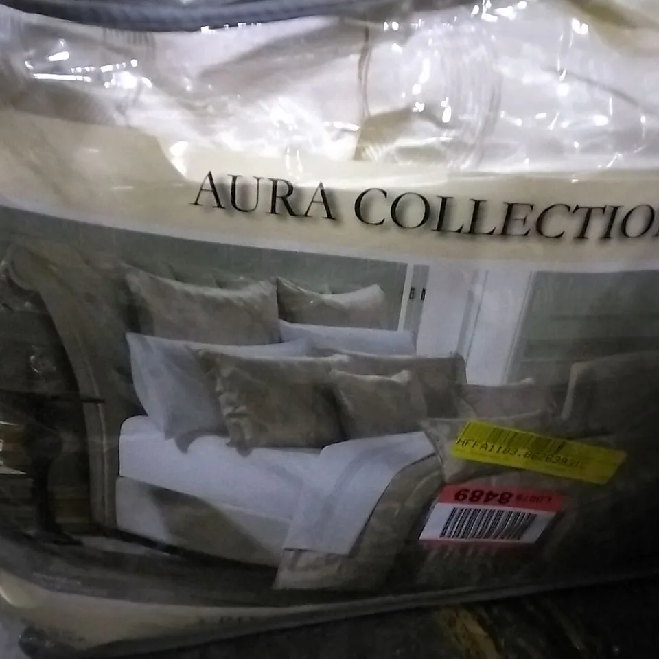 OBAN BEDSPREAD SET WITH PILLOWCASES COLOUR: CREAM, SIZE NOT SPECIFIED 