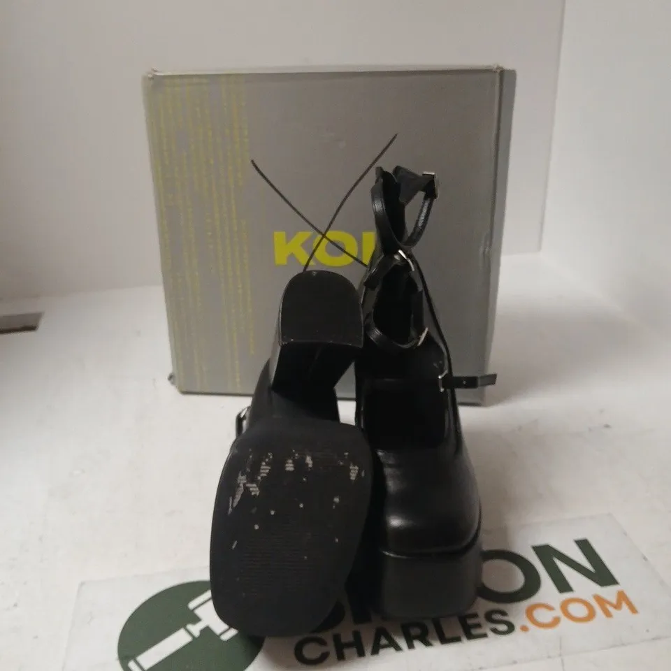 BLACK PLATFORM ANKLE BOOTS WITH STRAPS – WOMEN'S SHOES - UK 6