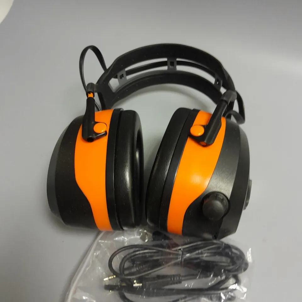 GARDTECH PROFESSIONAL SAFETY EAR MUFFS 