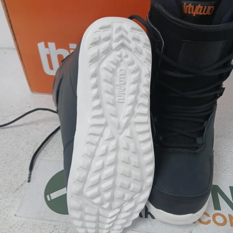 THIRTYTWO ZEPHYR SNOWBOARD BOOTS - BLACK/NAVY, UK 8.5 (US 9.5, EU 42.5)