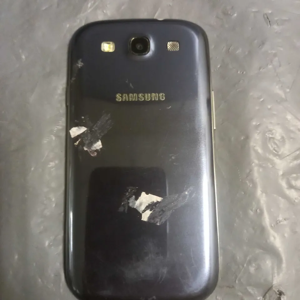 SAMSUNG GALAXY S3 16GB MOBILE PHONE GT-I9300
