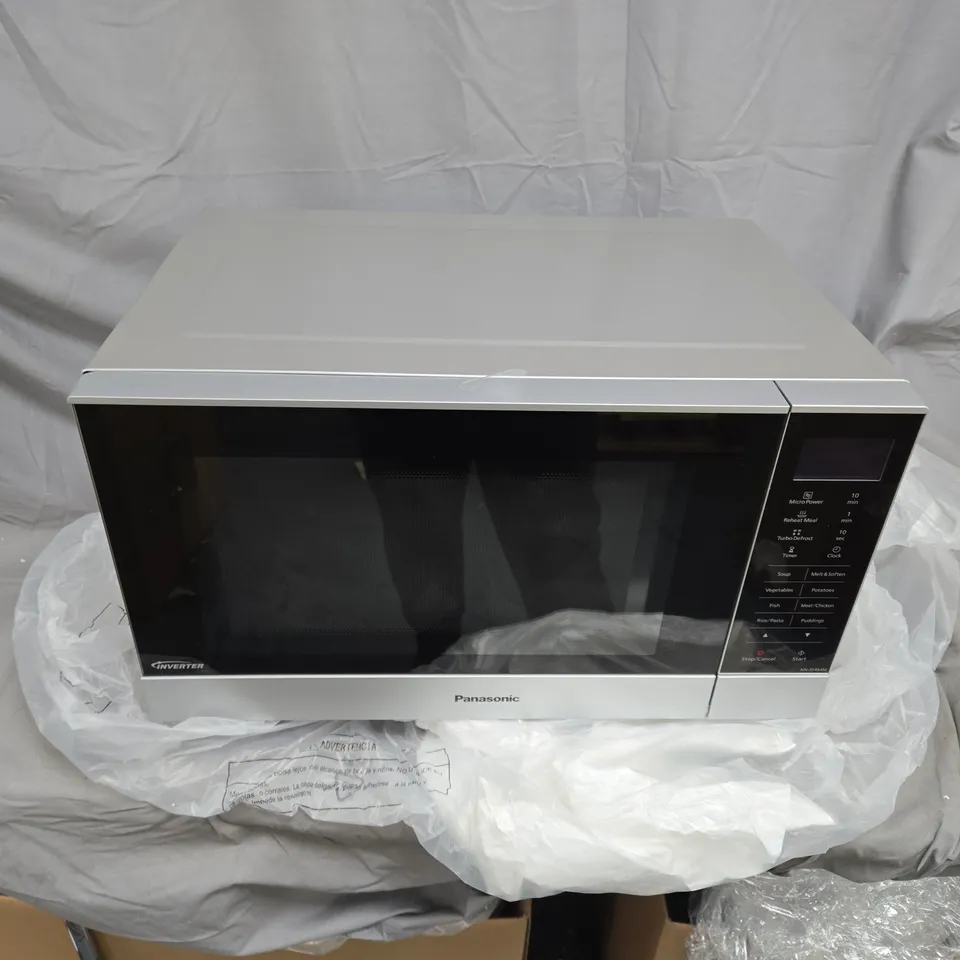 PANASONIC SF464MBPQ FLATBED SOLO MICROWAVE - COLLECTION ONLY 