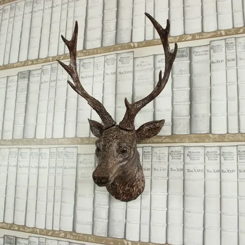 BOXED STAG HEAD WALL DECOR
