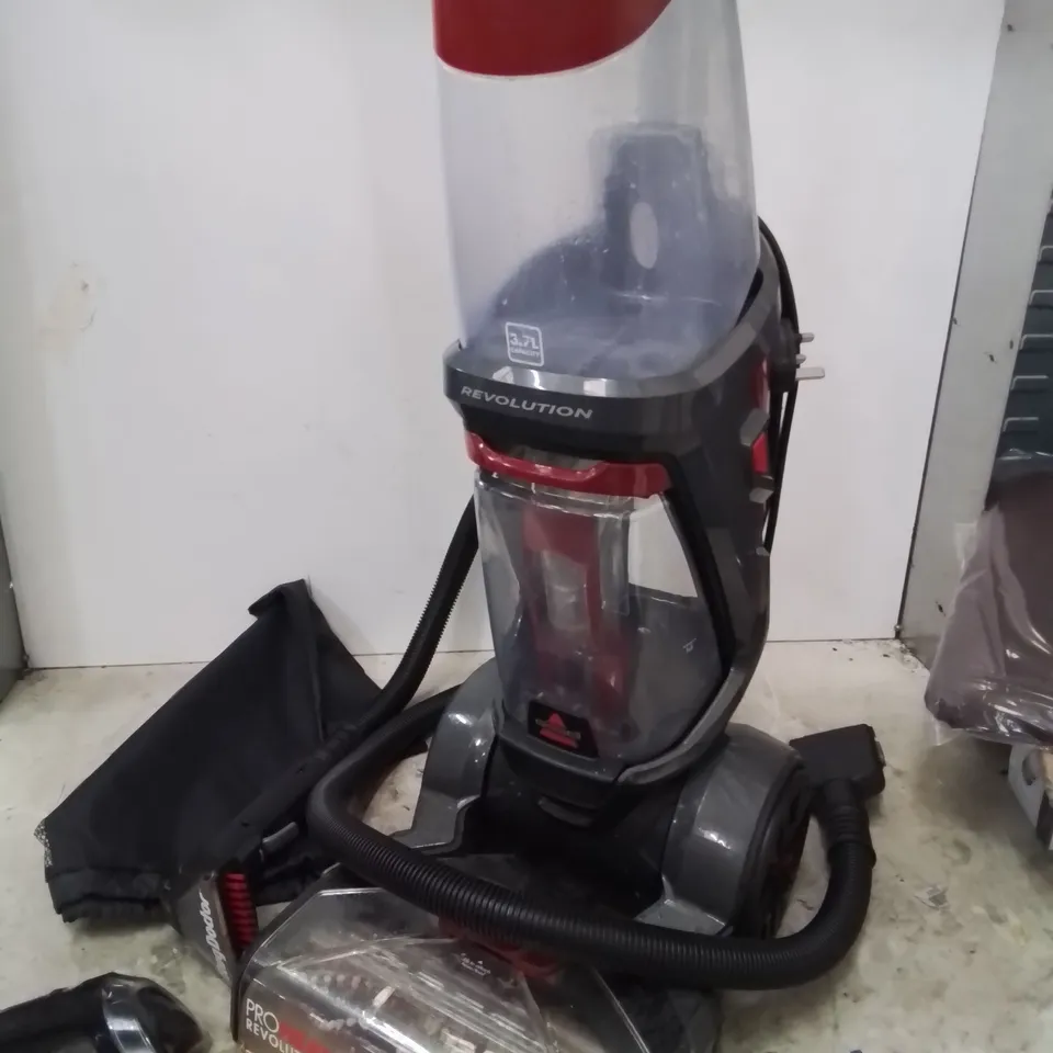 BOXED BISSELL PROHEAT 2X REVOLUTION CARPET & UPHOLSTERY WASHER