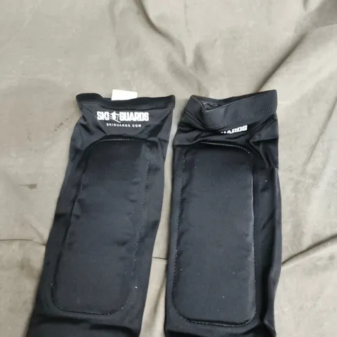 SKIGUARD PRO WRIST/FOREARM GUARDS – BLACK, PAIR, SIZE M