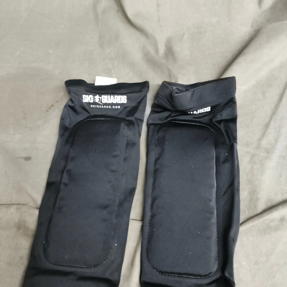 SKIGUARD PRO WRIST/FOREARM GUARDS – BLACK, PAIR, SIZE M
