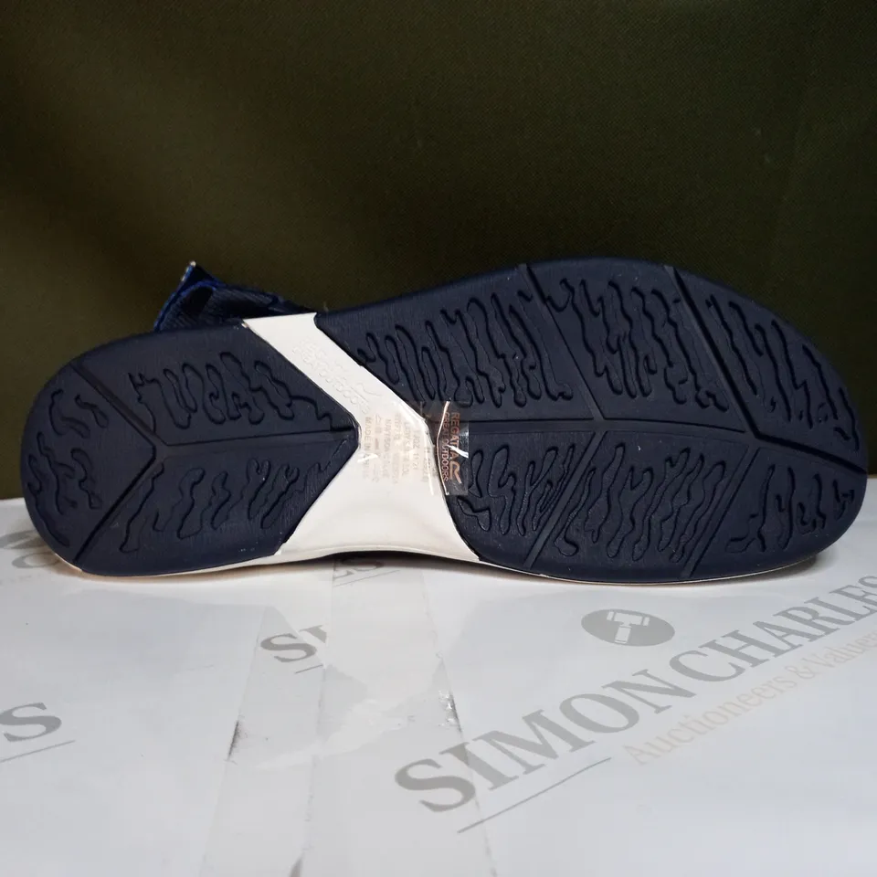 REGATTA LADY SANTA SOL SANDALS SIZE 7