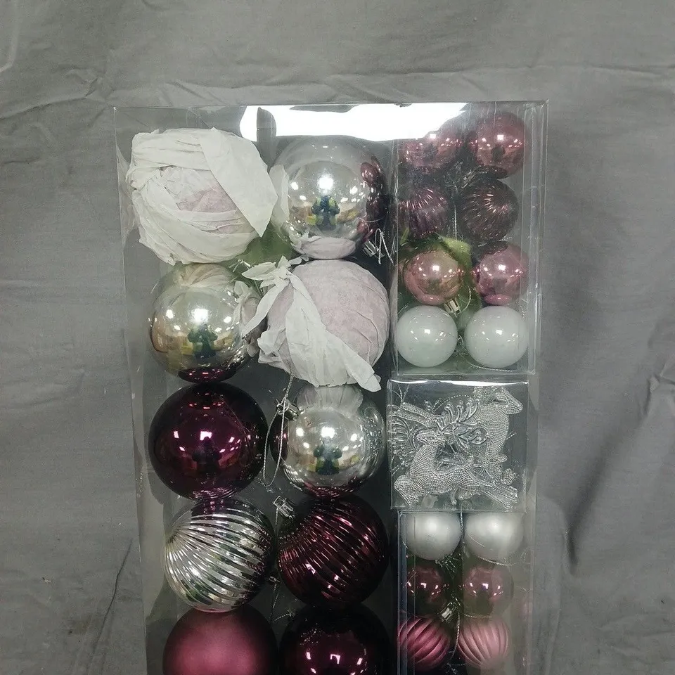 PINK/SILVER BUMPER SET OF BAUBLES