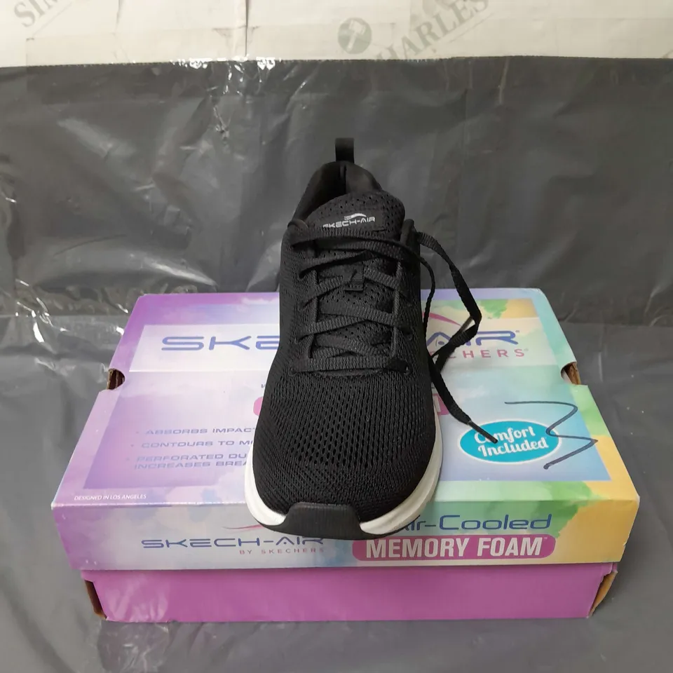 SKECHERS SKECH-AIR TRAINERS BLACK SIZE 5