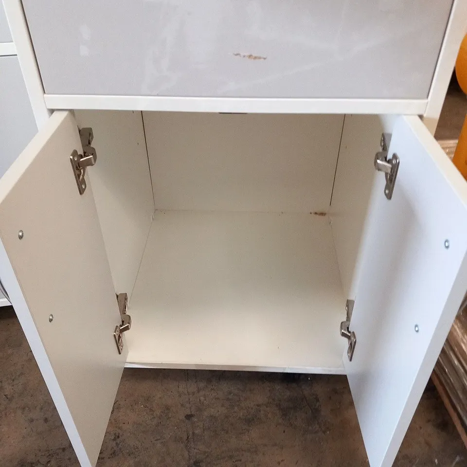 WHITE AND GREY MOBILE 2 DOOR, 1 DRAWER CHEST