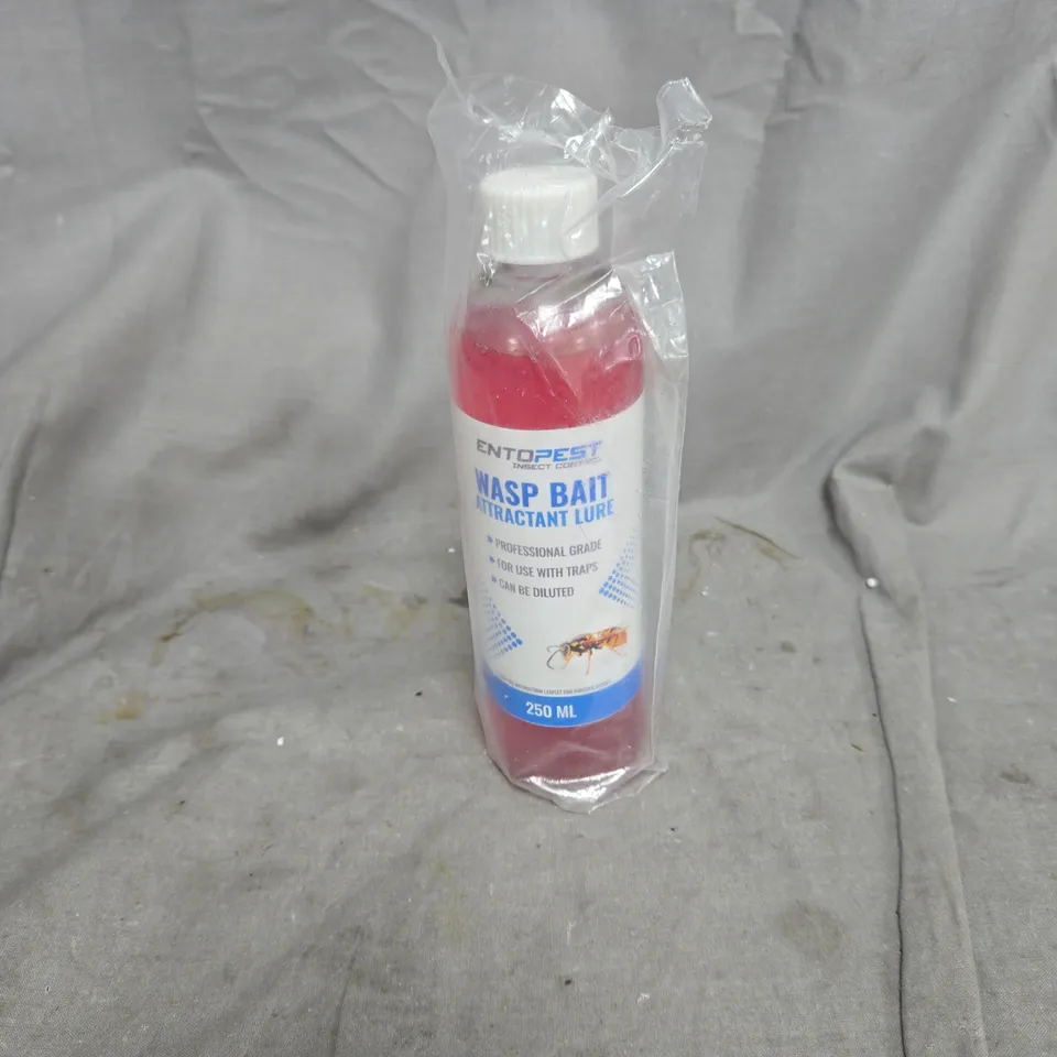 APPROXIMATELY 20 X WASP BAIT 250ML