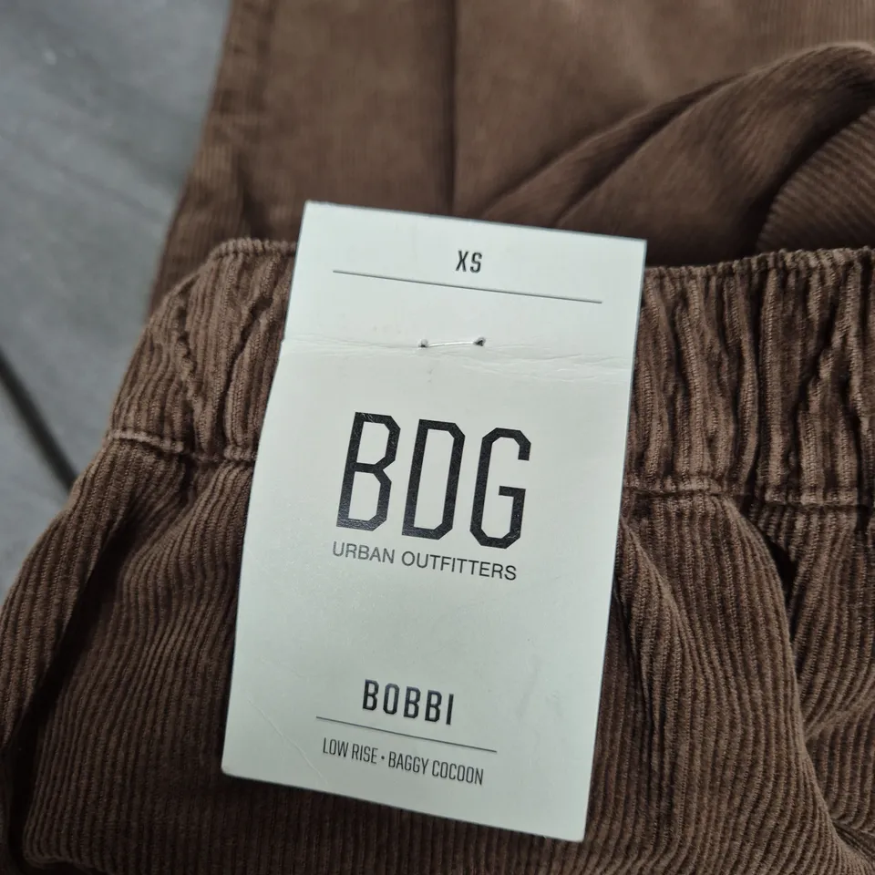 BDG URBAN OUTFITTERS BOBBI LOW RISE BAGGY COCOON CORDUROY TROUSERS – XS