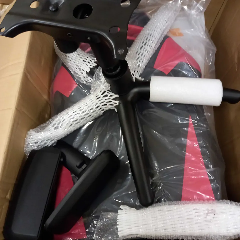 ANDA SEAT GAMING CHAIR, BLACK/RED