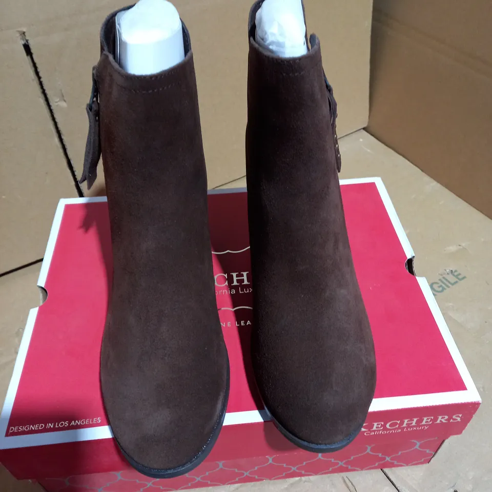 SKECHERS TAXI ZIPPER BOOTIES UK SIZE 5