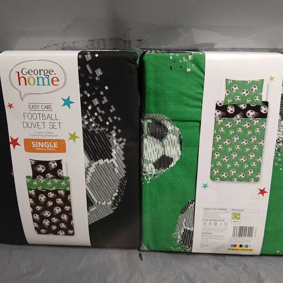 LOT OF 10 AS NEW SINGLE FOOTBALL THEMED DUVET SETS