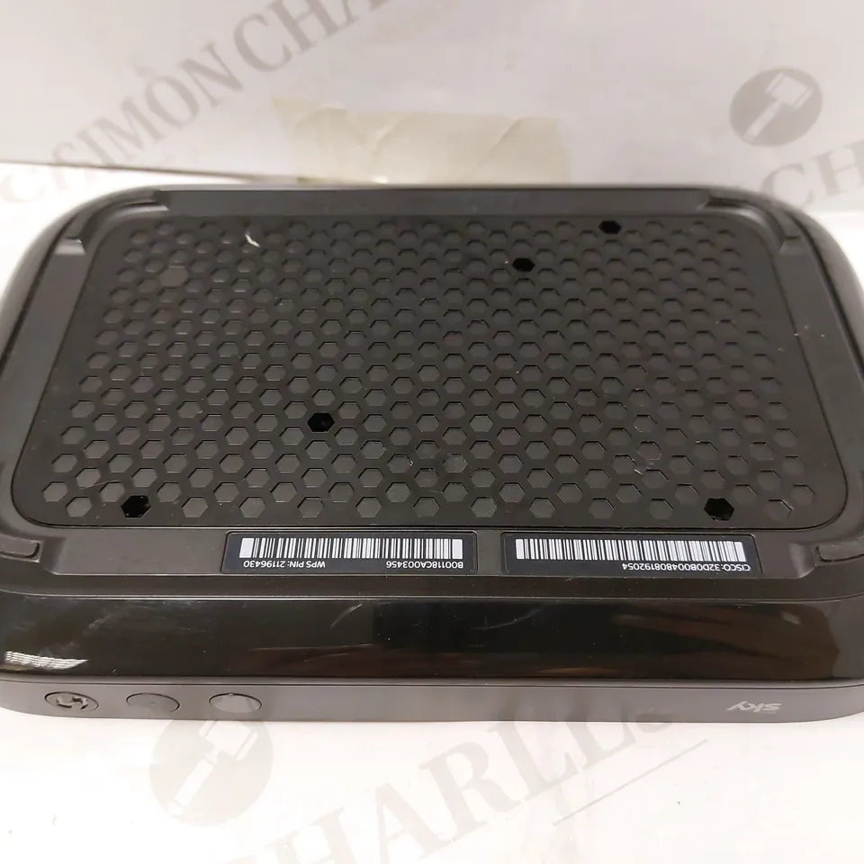 SKY Q HUB WIRELESS ROUTER