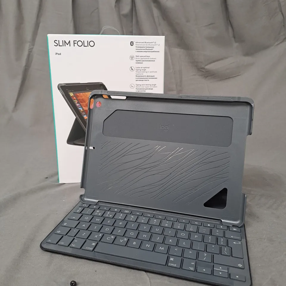 LOGITECH SLIM FOLIO KEYBOARD CASE FOR IPAD 5TH GEN UK LAYOUT A1822 A1823