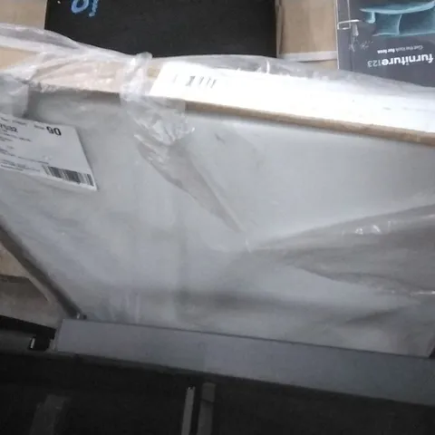 BOXED FLAT END PANEL CLIPS 800MM WHITE