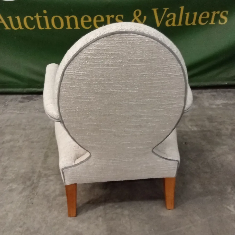 QUALITY HIGH-END DESIGNER FABRIC ACCENT CHAIR