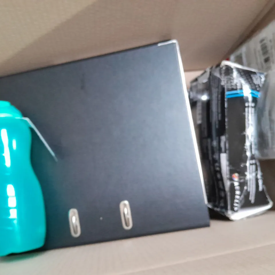 APPROXIMATELY 10 ASSORTED PRODUCTS TO INCLUDE ROLSON FOLDING LOCK BACK UTILITY KNIFE, KITCHEN SCISSORS, LITTLE BEE HOUSE 