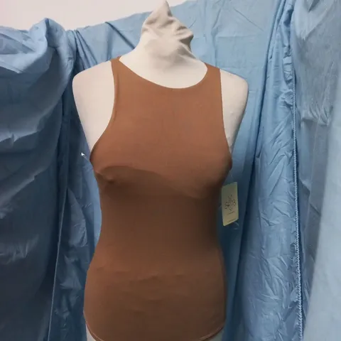 MI STUDIO BROWN SLEEVELESS TANK TOP (WOMEN) β TAG ATTACHED