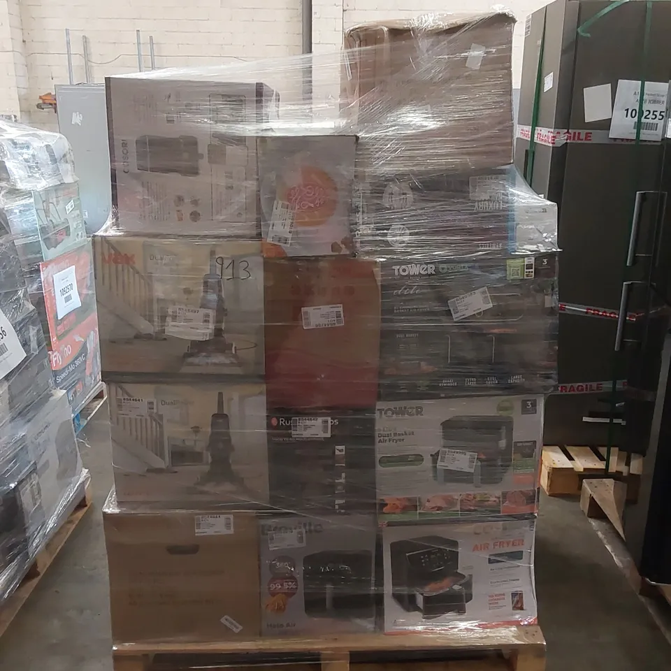 PALLET OF APPROXIMATELY 27 UNPROCESSED RAW RETURN HOUSEHOLD AND ELECTRICAL GOODS TO INCLUDE;