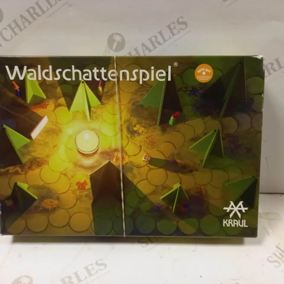 2 ASSORTED PRODUCTS TO INCLUDE; WALDSCHATTENSPIEL KRAUL AND GLOW IN THE DARK SOLAR SYSTEM