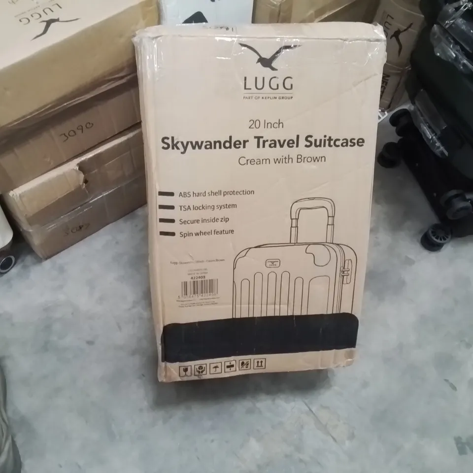 BOXED LUGG - 20INCH SKYWANDER TRAVEL SUITCASE CREAM & BROWN