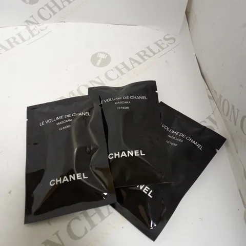 LOT OF THREE TO INCLUDE LE VOLUME DE CHANEL MASCARA 10 NOIR
