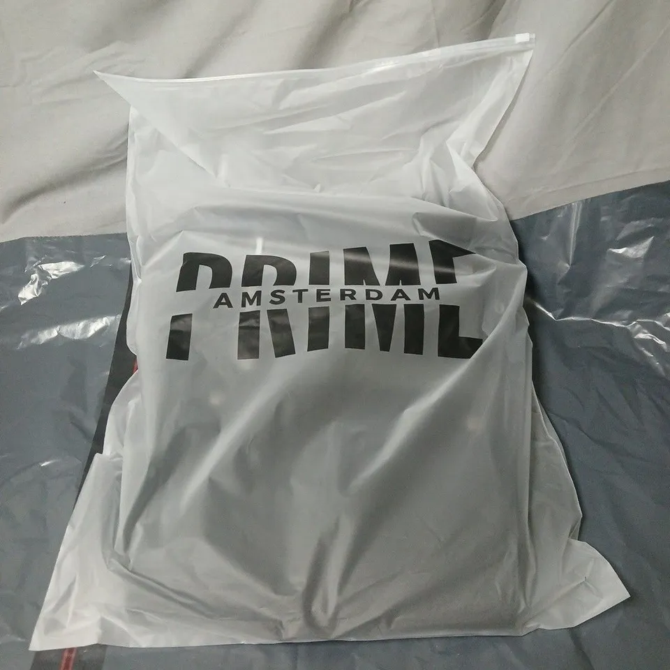 PRIME AMSTERDAM GREY BACKPACK WITH FRONT POCKET AND ADJUSTABLE STRAP