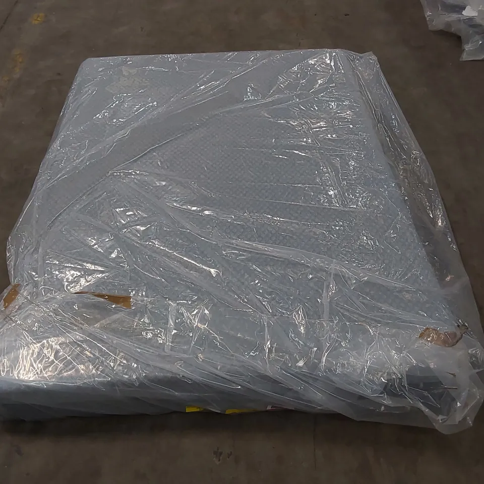QUALITY BAGGED GEL COOLING MEMORY FOAM HYBRID POCKET SPRUNG 4'6 DOUBLE MATTRESS 