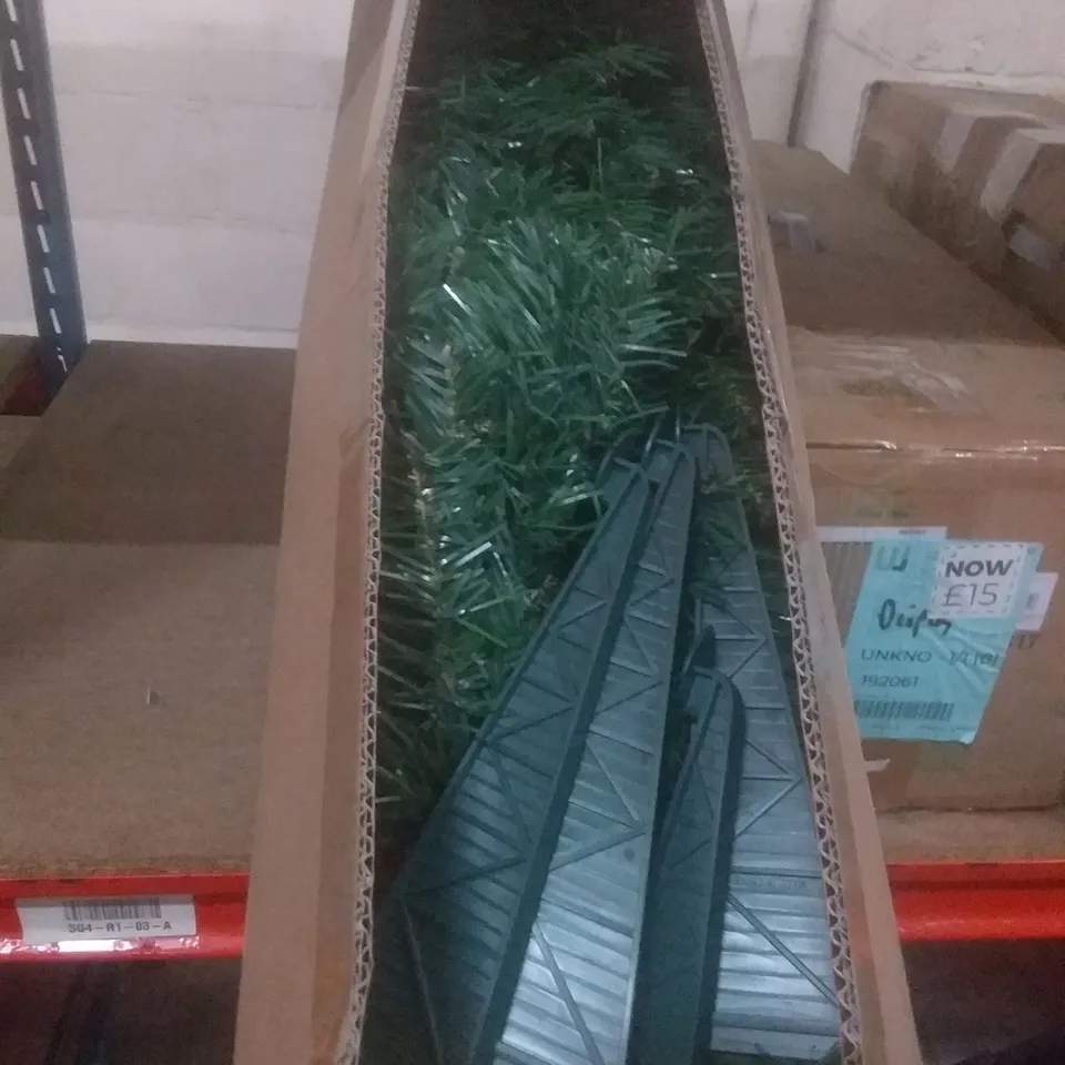 BOXED 180CM DELUXE GREEN WRAPPED TREE