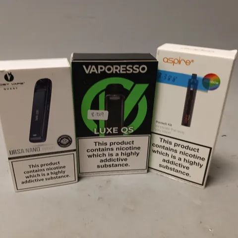 APPROXIMATELY 20 VAPES & E-CIGARETTES TO INCLUDE ASPIRE POCKEX KIT, VAPORESSO LUXE QS, LOST VAPE QUEST URSA NANO, ETC