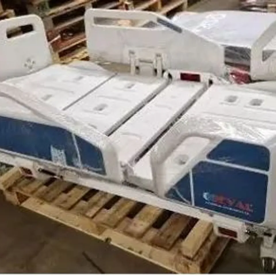 DEVAL PORTABLE FULLY ADJUSTABLE CARE BED