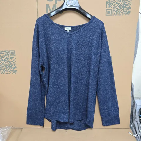 LARGE QUANTITY OF TAMSY WOMEN'S BLUE HEATHER KNIT TOPS IN VARIOUS SIZES – COLLECTION ONLY