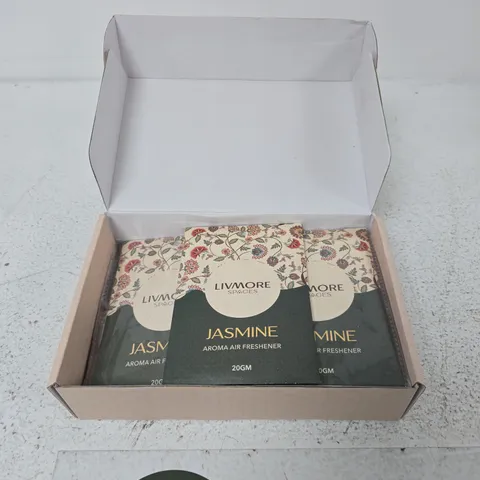 LIVMORE SPACES JASMINE AROMA AIR FRESHENER GIFT SET