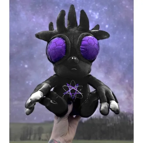 BRAND NEW KILLSTAR - ALIEN - BLACK PLUSH TOY 