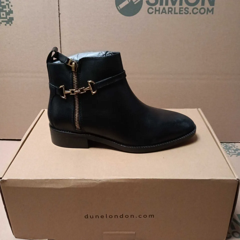 BOXED PAIR OF DUNE PARKLYN BLACK LEATHER BOOTS - 3