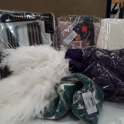 BOX TO CONTAIN AN ASSORTMENT OF CURTAINS, CUSHION COVERS AND THROWS ECT