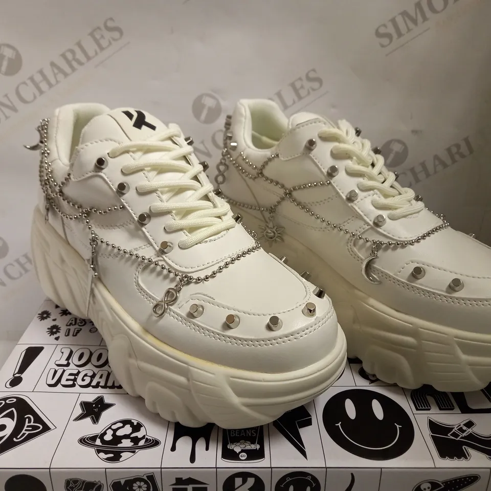 KOI VEGAN WHITE JINX MYSTIC CHARM TRAINERS - SIZE 5