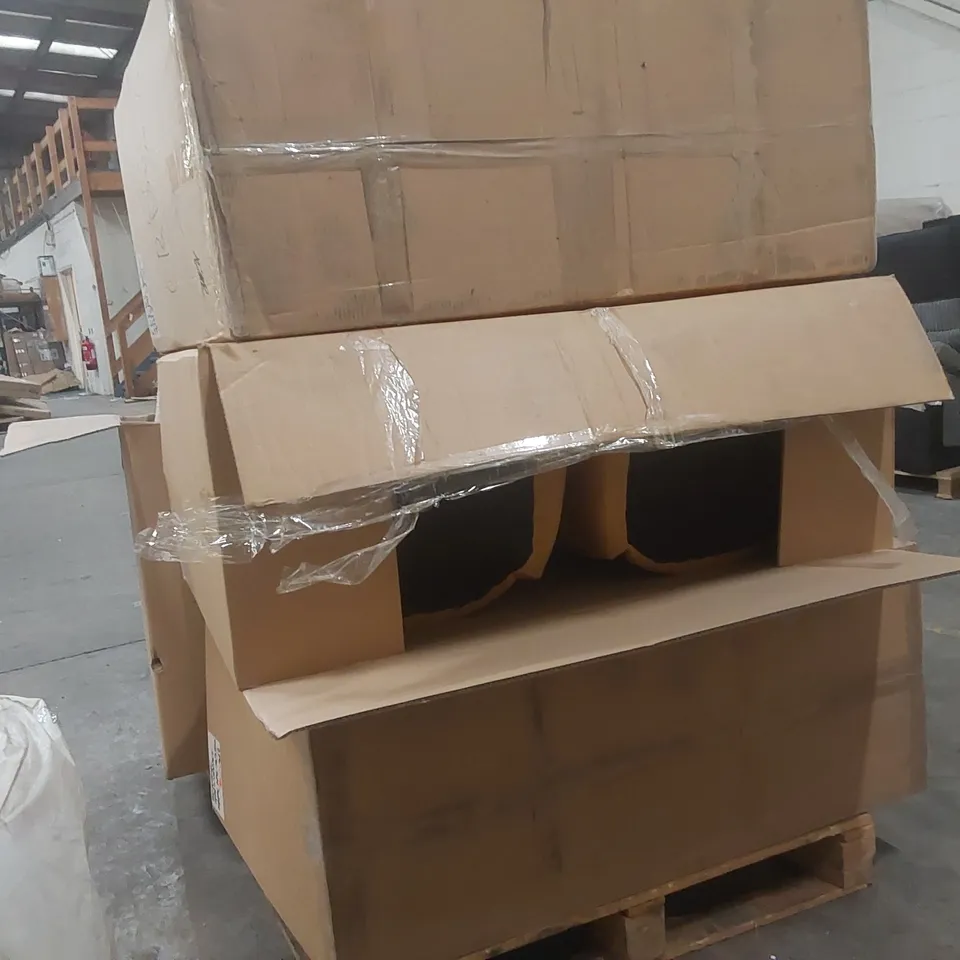 PALLET CONTAINING A VERY LARGE QUANTITY OF ASSORTED DESIGNER CHAIR SEATS - NO LEGS, PARTS ONLY