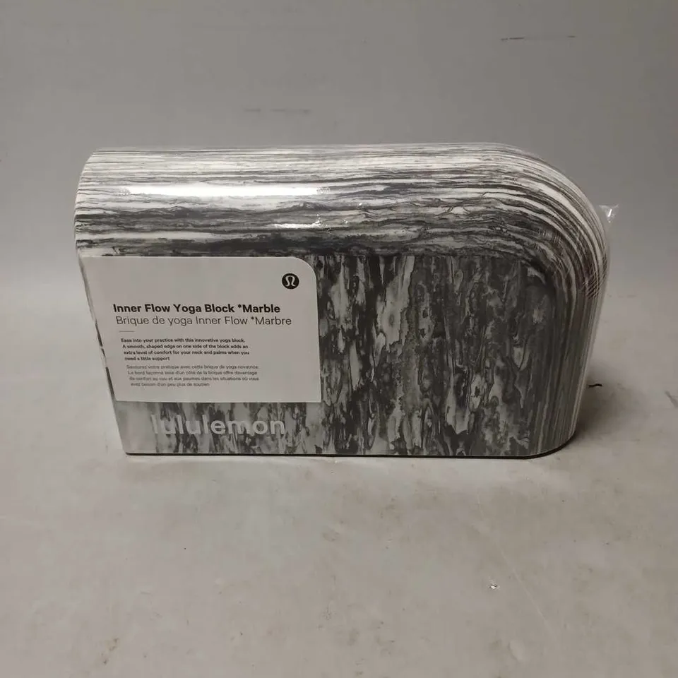 SEALED LULULEMON INNER FLOW YOGA BLOCK IN MARBLE