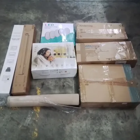 PALLET CONTAINING ASSORTED ITEMS TO INCLUDE: ELECTRIC THROW, BALANCE SCOOTER, RETRACTABLE SAFETY GATES, LED CEILING LAMP, RUG ECT