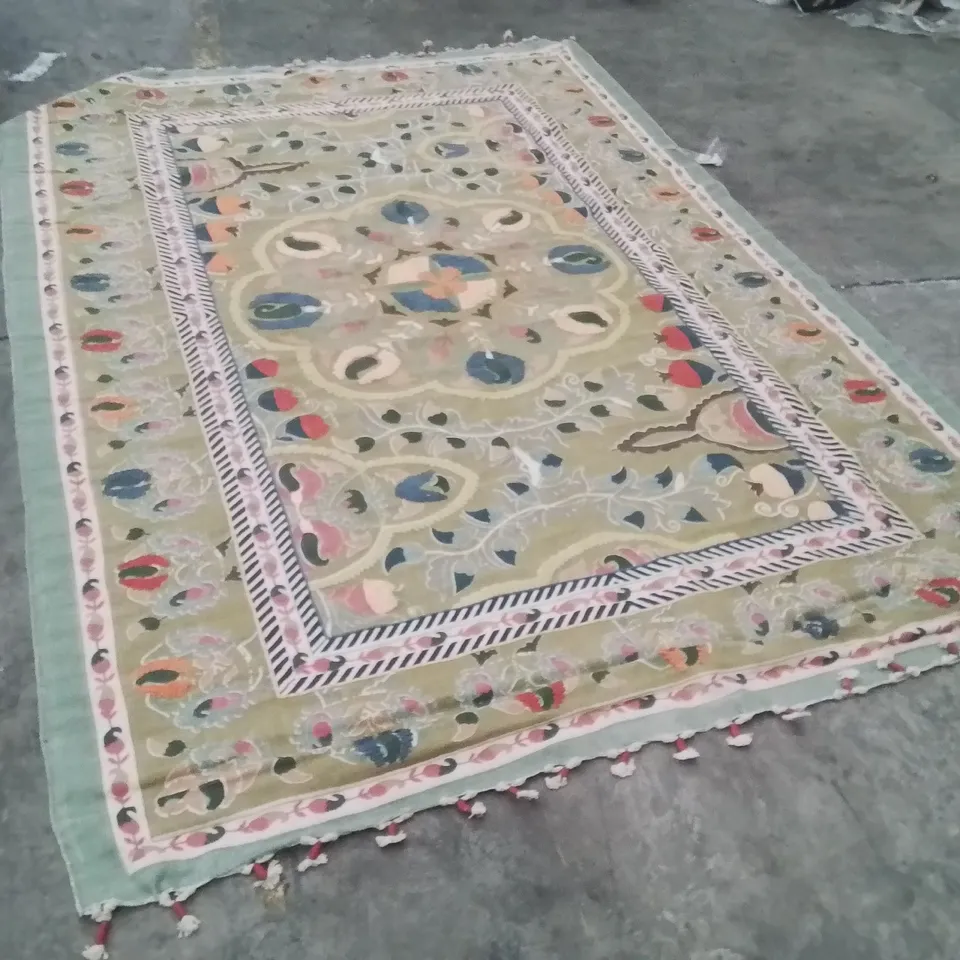 QUALITY DESIGNER AREA RUG - APPROXIMATELY 300X210CM