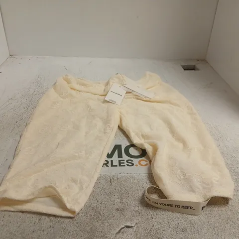 MARS THE LABEL CREAM LACE CAPRI PANTS UK 12